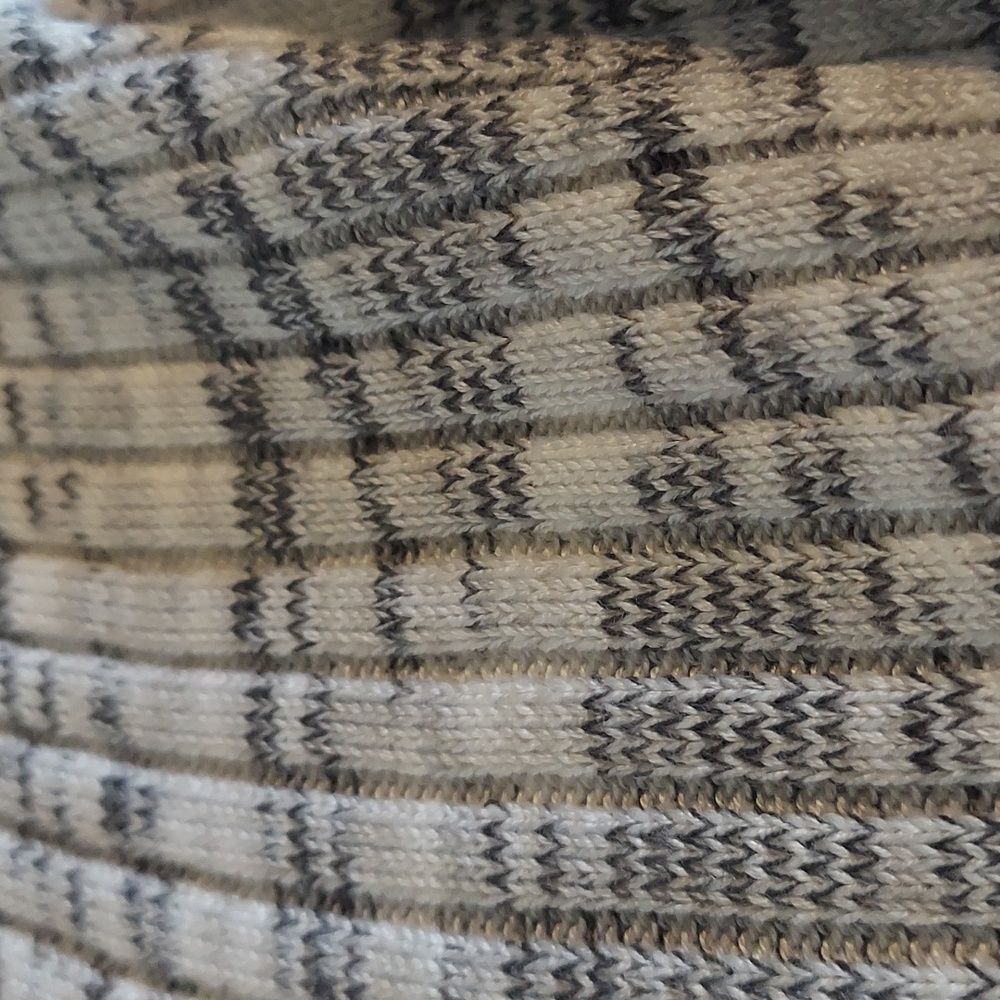 Cropped sweater - Picture 5 of 5